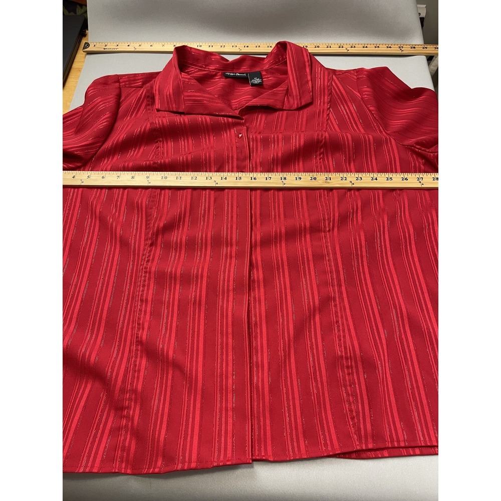 Maggie‎ Barnes Women's 3X 26/28W Red Striped Long Sleeve Button Up Blouse Top - Picture 6 of 9